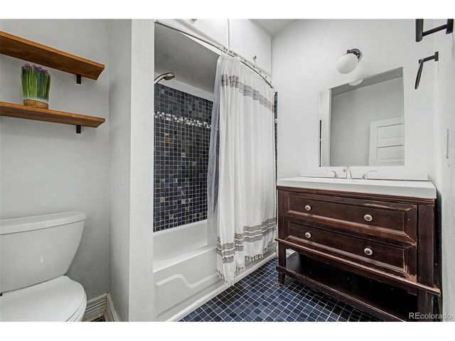 594 S Pennsylvania St, Denver, CO 80209
