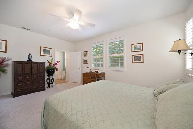 1097 Marseille Ln, Roseville, CA 95747