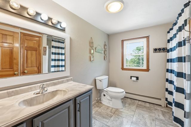 15 Sibley Rd, Ashburnham, MA 01430