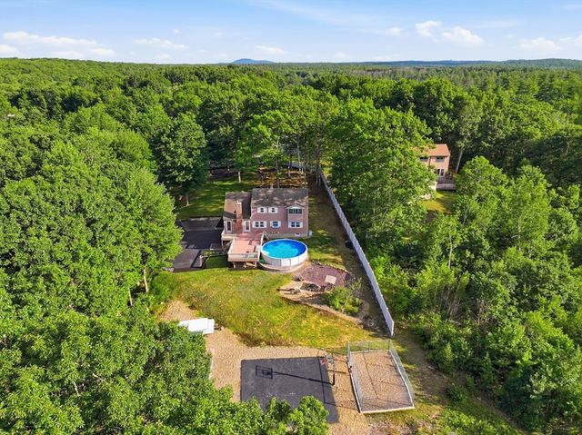 15 Sibley Rd, Ashburnham, MA 01430