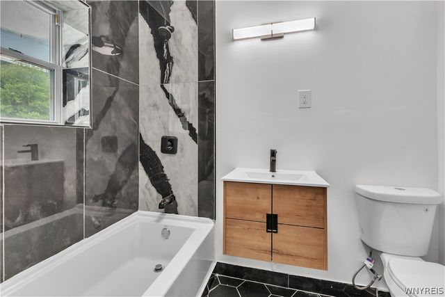 545 Niagara Street, Buffalo, NY 14201
