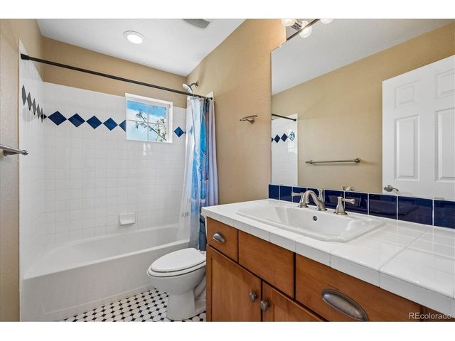 8939 E 29th Pl, Denver, CO 80238