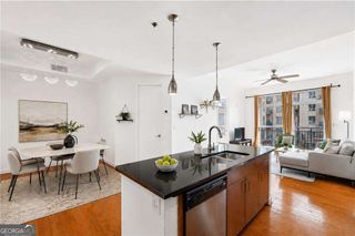 711 Cosmopolitan Drive NE 300, Atlanta, GA 30324