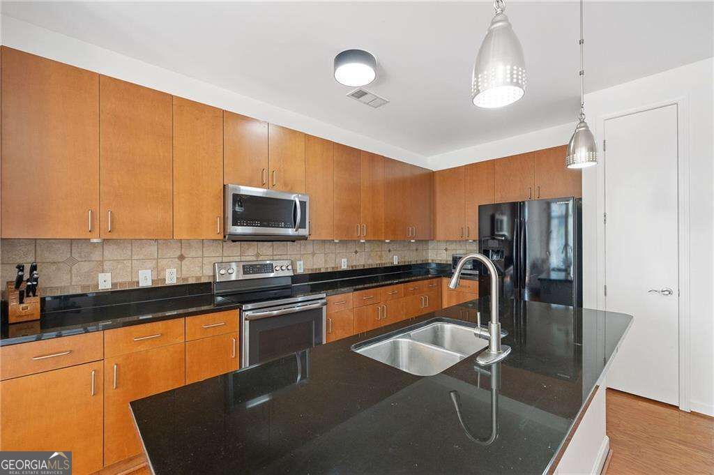 711 Cosmopolitan Drive NE 300, Atlanta, GA 30324 — photo 5