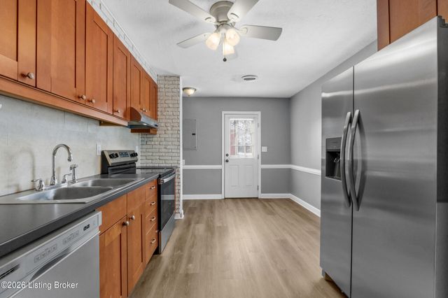 6108 Potts Ln, Crestwood, KY 40014