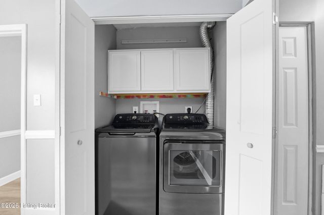 6108 Potts Ln, Crestwood, KY 40014