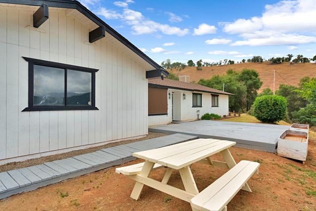 29668 Seminole Road, Tollhouse, CA 93667