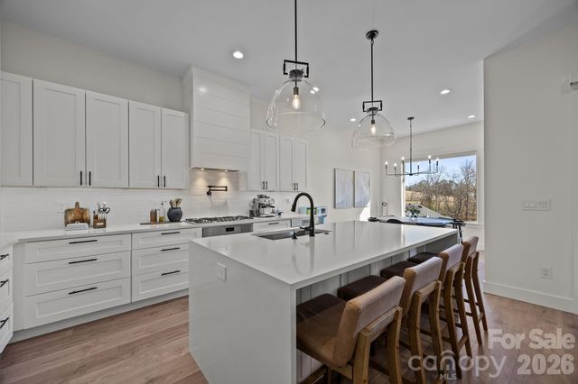 312 Avery Trail Drive, Arden, NC 28704