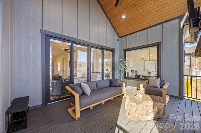 312 Avery Trail Drive, Arden, NC 28704