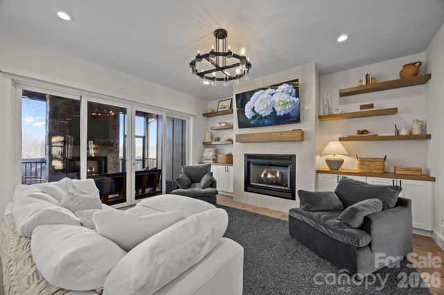 312 Avery Trail Drive, Arden, NC 28704