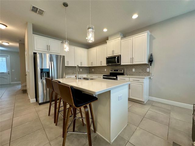 15845 MARINA BAY DRIVE, Winter Garden, FL 34787