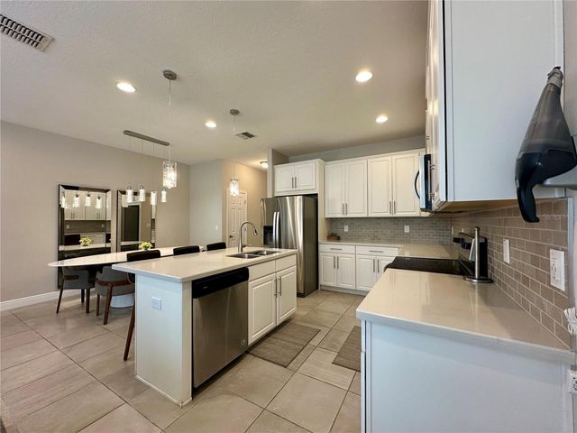 15845 MARINA BAY DRIVE, Winter Garden, FL 34787