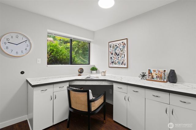 21803 NE 17th Court, Sammamish, WA 98074