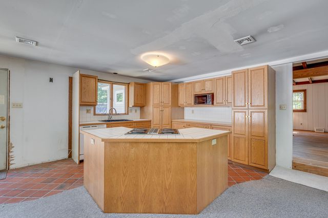 5 WOODLAND AVE, Medford, NJ 08055