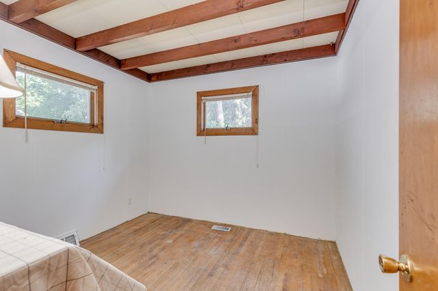 5 WOODLAND AVE, Medford, NJ 08055
