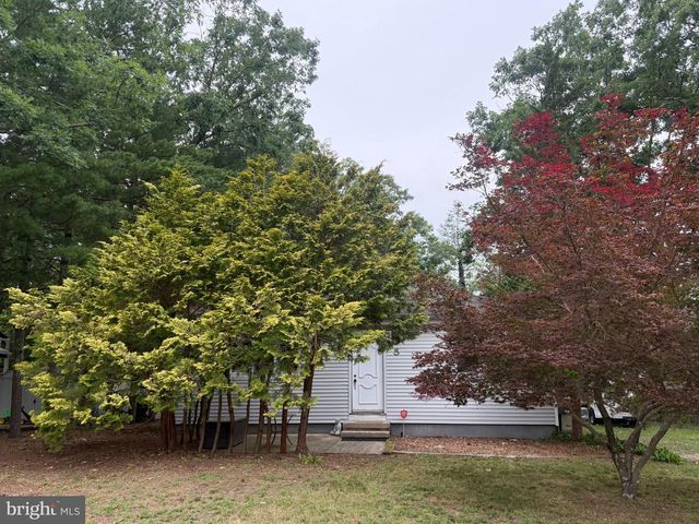 5 WOODLAND AVE, Medford, NJ 08055