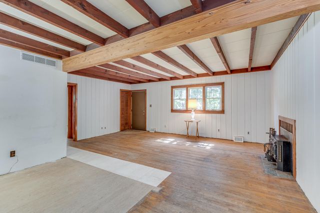 5 WOODLAND AVE, Medford, NJ 08055