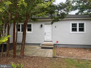 5 WOODLAND AVE, Medford, NJ 08055