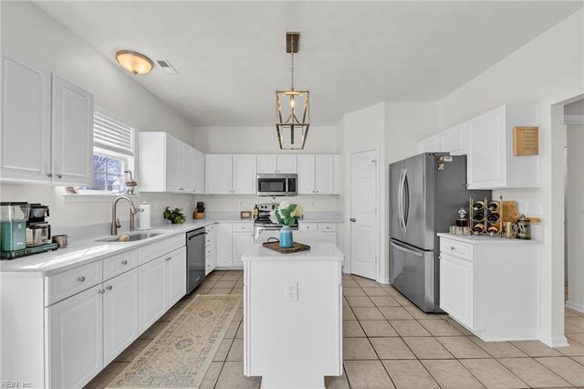 1892 Somersby LN, Virginia Beach, VA 23456