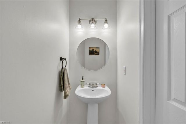 1892 Somersby LN, Virginia Beach, VA 23456