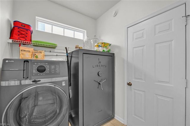 1892 Somersby LN, Virginia Beach, VA 23456