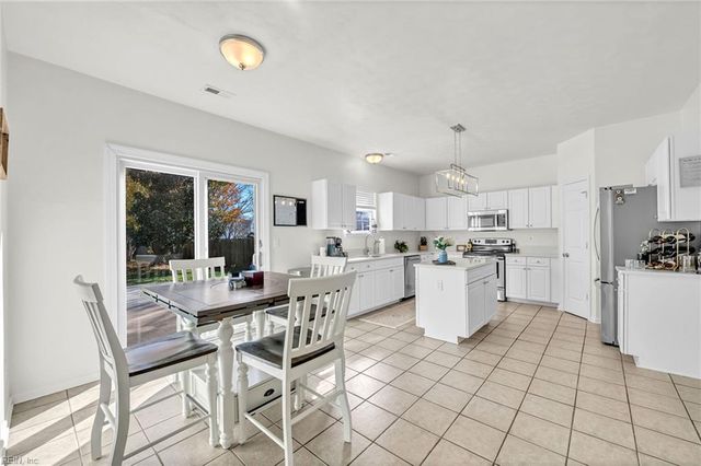 1892 Somersby LN, Virginia Beach, VA 23456