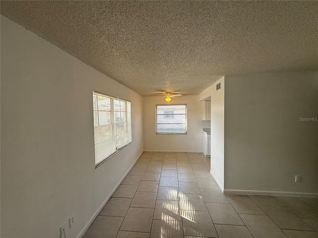 209 NW JEFFERSON CIRCLE N 10, St Petersburg, FL 33702