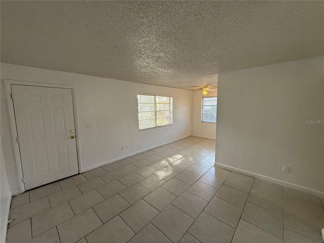 209 NW JEFFERSON CIRCLE N 10, St Petersburg, FL 33702