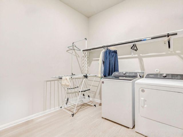 261 Cathedral Mountain DR, Dripping Springs, TX 78620