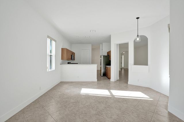 118 NW Pleasant Grove Way, Port St Lucie, FL 34986