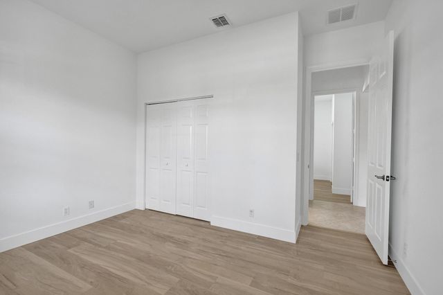 118 NW Pleasant Grove Way, Port St Lucie, FL 34986