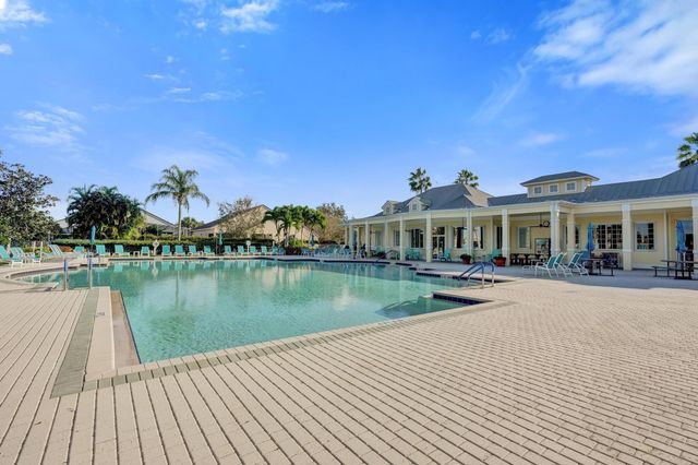 118 NW Pleasant Grove Way, Port St Lucie, FL 34986