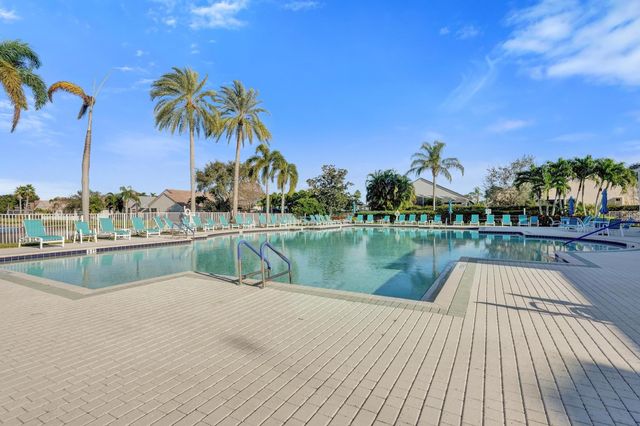 118 NW Pleasant Grove Way, Port St Lucie, FL 34986