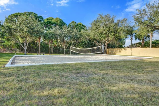 118 NW Pleasant Grove Way, Port St Lucie, FL 34986