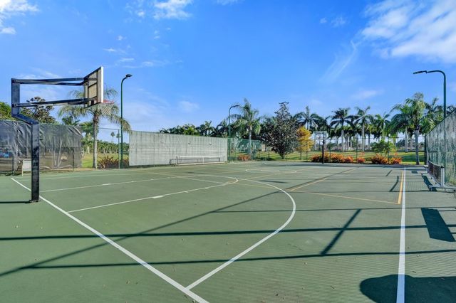 118 NW Pleasant Grove Way, Port St Lucie, FL 34986