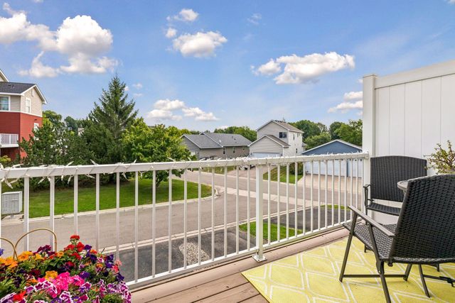 3117 Clover Ridge Drive, Chaska, MN 55318