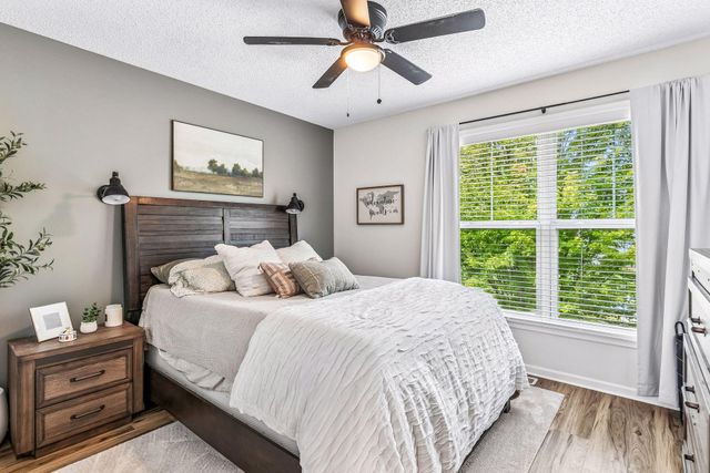 3117 Clover Ridge Drive, Chaska, MN 55318