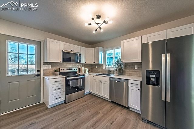 1010 Florence Avenue, Colorado Springs, CO 80905