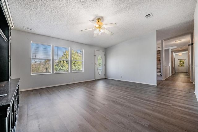 28200 OLD TRILBY ROAD, Brooksville, FL 34602