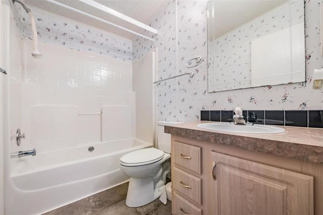 28200 OLD TRILBY ROAD, Brooksville, FL 34602