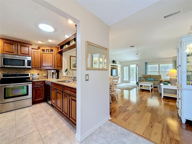 8641 SE 168TH KITTREDGE LOOP, The Villages, FL 32162