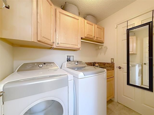 8641 SE 168TH KITTREDGE LOOP, The Villages, FL 32162