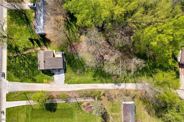 625 Moore Road, Akron, OH 44319