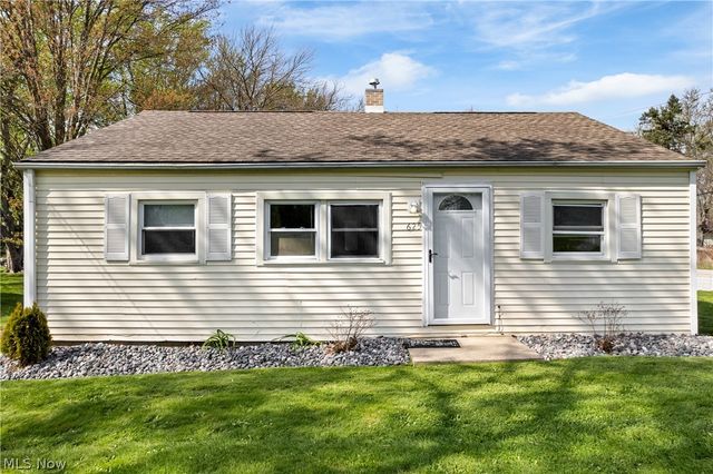 625 Moore Road, Akron, OH 44319