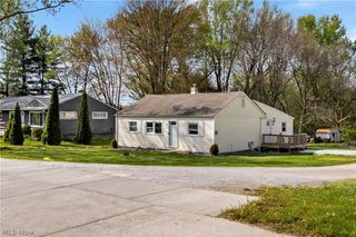 625 Moore Road, Akron, OH 44319