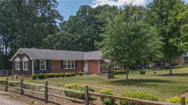 4018 Snyder Drive, Winston-salem, NC 27127