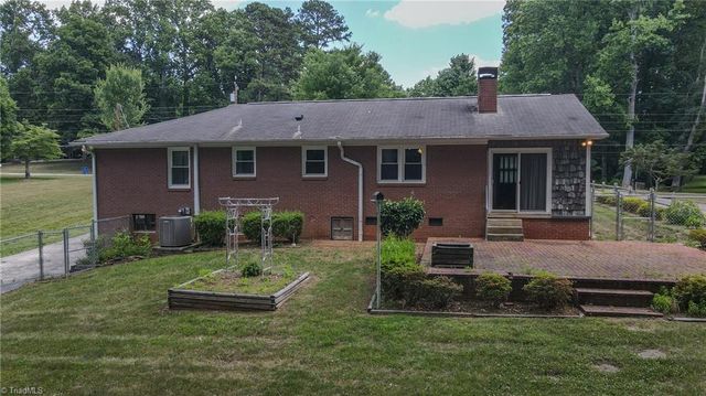 4018 Snyder Drive, Winston-salem, NC 27127