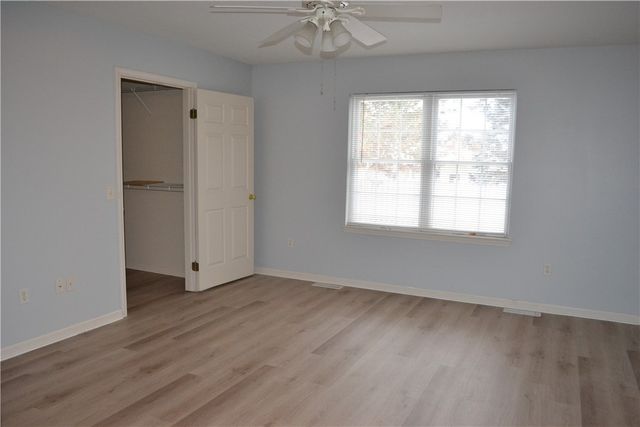 24 Amberwood Place, Greece, NY 14626