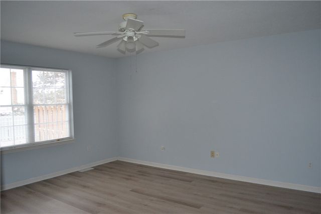 24 Amberwood Place, Greece, NY 14626