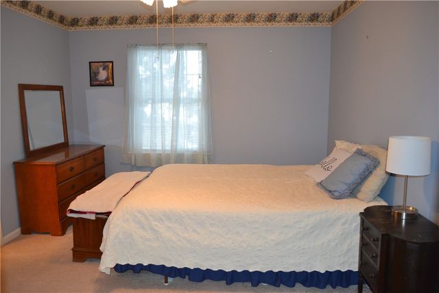 24 Amberwood Place, Greece, NY 14626